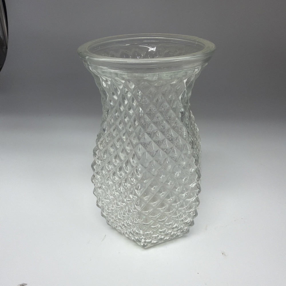 Vintage Hoosier Glass Diamond Cut Vase #4071 Made In Indiana